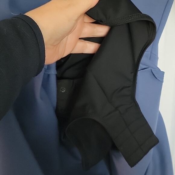 Betabrand Shapeline A+ Compression Travel Dress, M - Picture 8 of 9